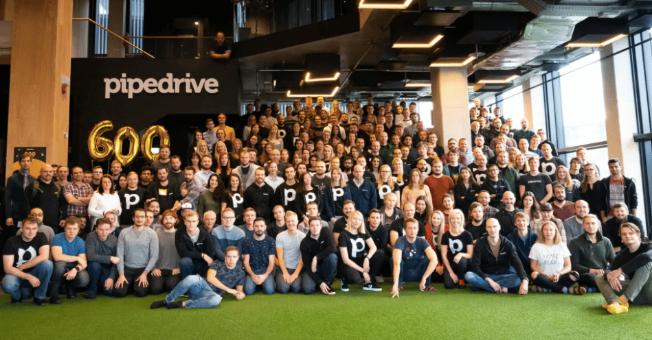 blog pipedrive bureau de l'équipe